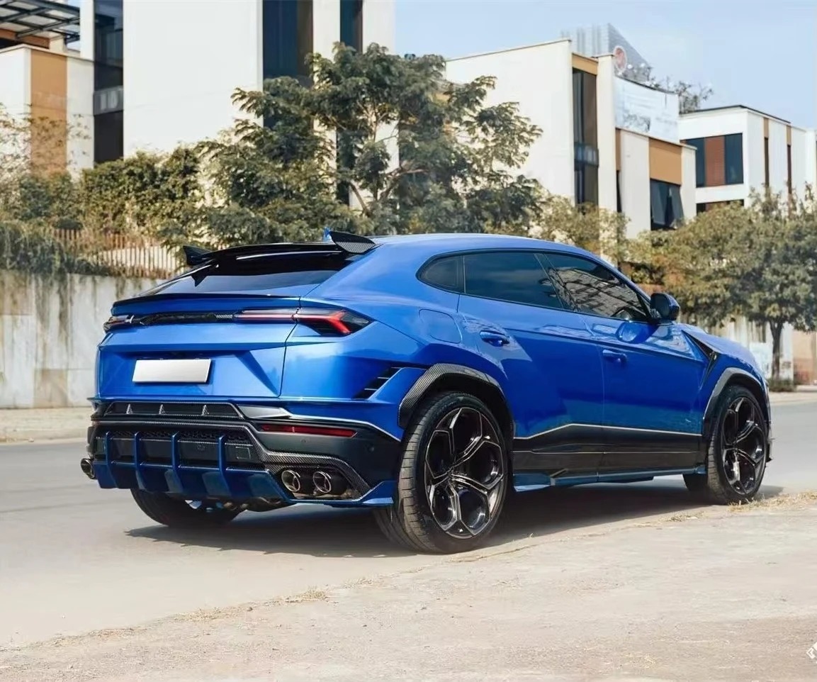 2022+ Car Exterior Part Top Design Dry Carbon Fiber Roof Spoiler for  URUS S Dry Carbon Spoiler Wing
